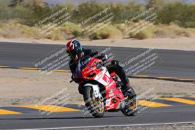 media/Oct-08-2022-SoCal Trackdays (Sat) [[1fc3beec89]]/Turn 10 (945am)/